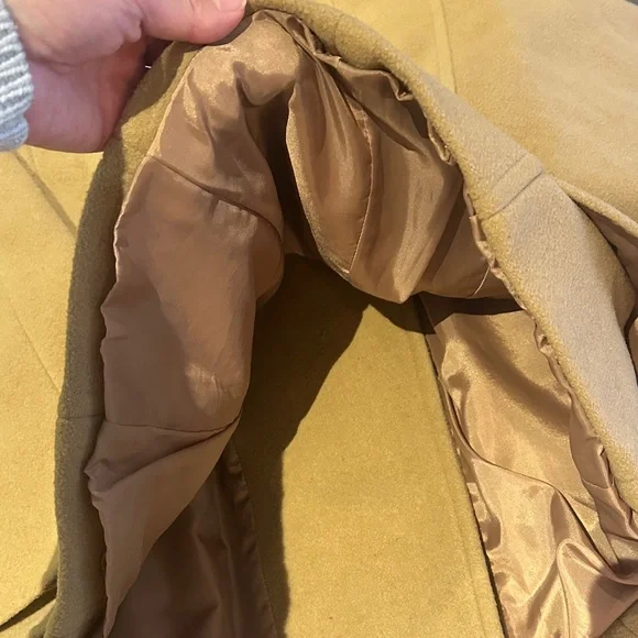 London Fog Wool Vintage Women's Camel Double-Breasted Cape Coat - Picture 6 of 8